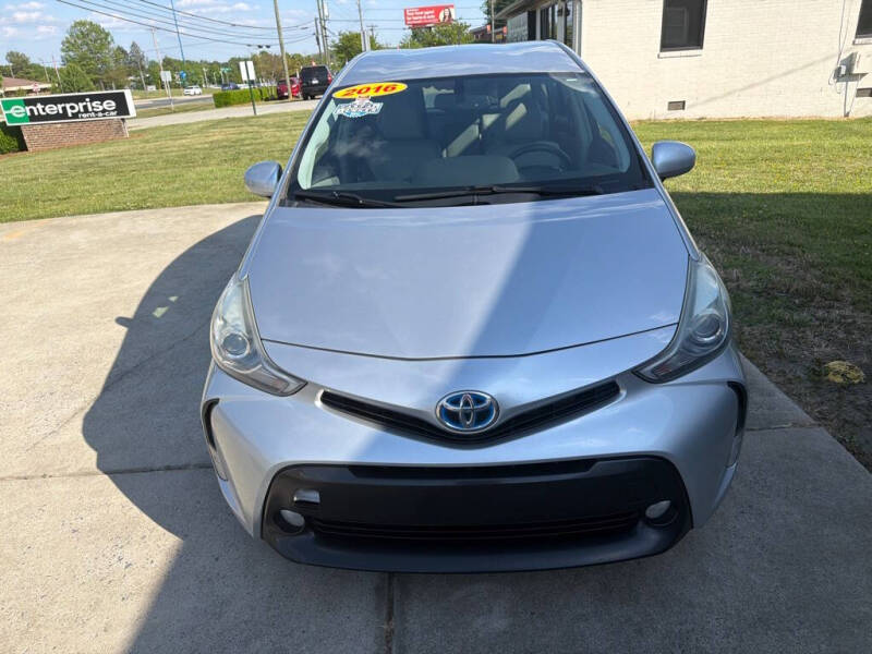 2016 Toyota Prius v