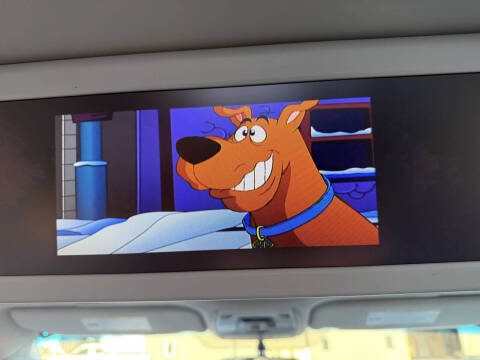 2013 Toyota Sienna SE 8-Passenger