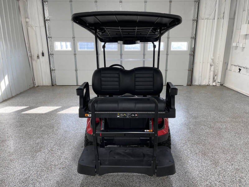 2025 E-Z-GO Express S4 ELiTE Lithium