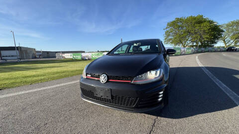 2016 Volkswagen Golf GTI S