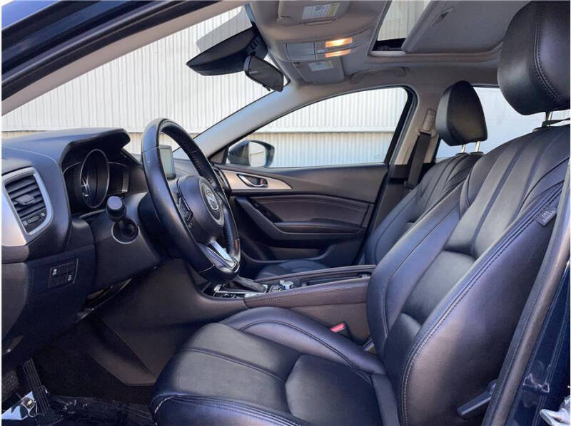 2017 Mazda MAZDA3 Touring 2.5