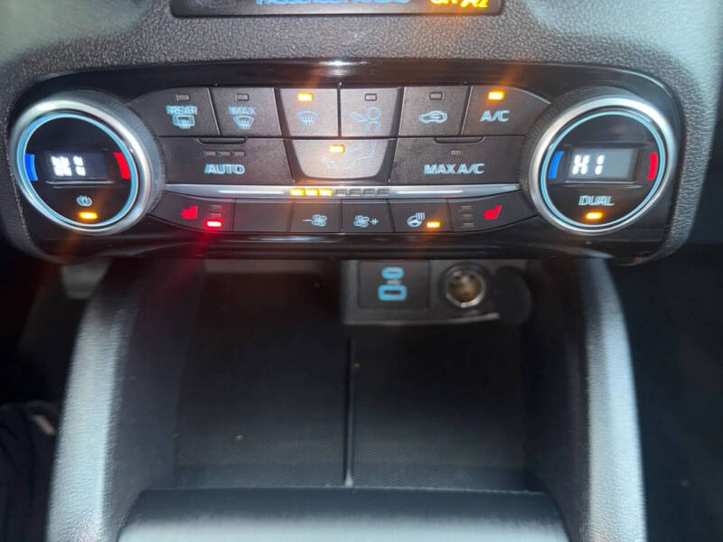 2021 Ford Escape Hybrid SEL