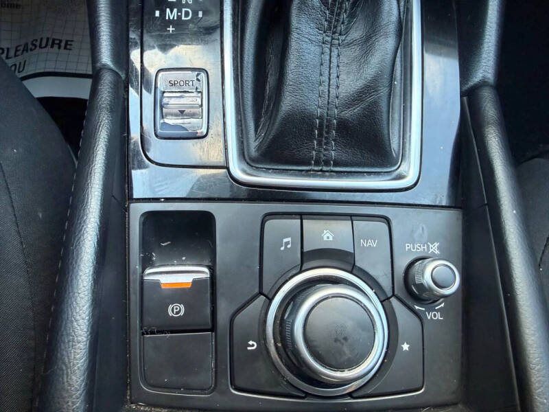 2018 Mazda MAZDA3 Sport