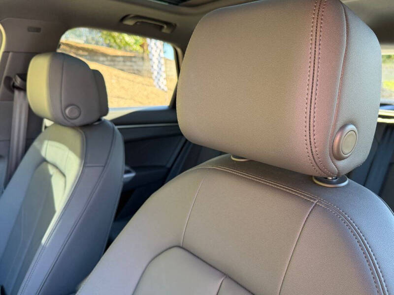 2025 Audi Q3 quattro S line Premium 45 TFSI