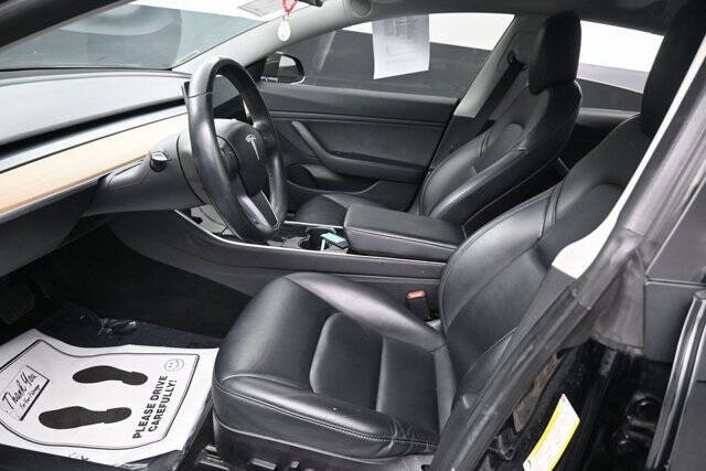 2019 Tesla Model 3 Mid Range