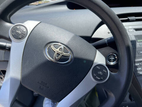 2010 Toyota Prius II