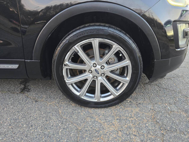 2017 Ford Explorer Limited
