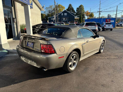 2002 Ford Mustang GT Deluxe