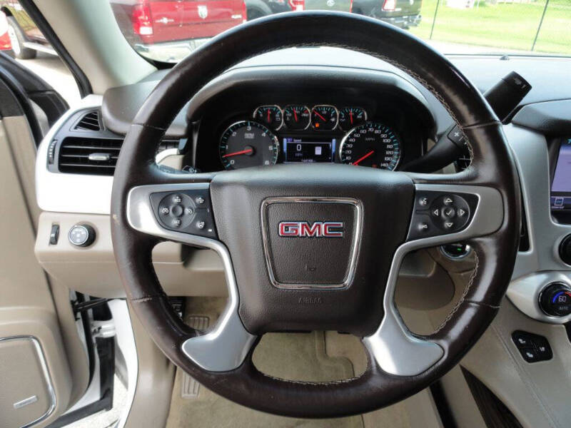 2017 GMC Yukon SLT