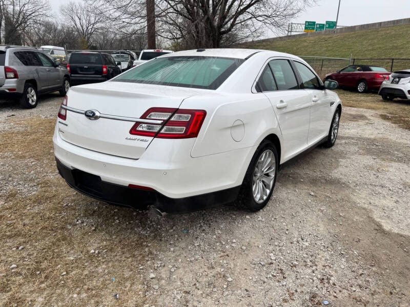 2013 Ford Taurus Limited
