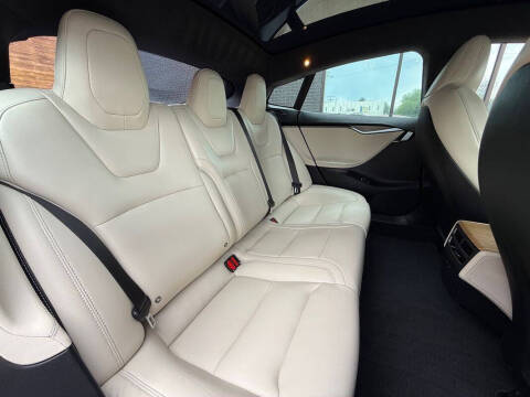 2020 Tesla Model S