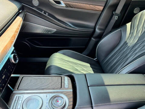 2021 Genesis G80