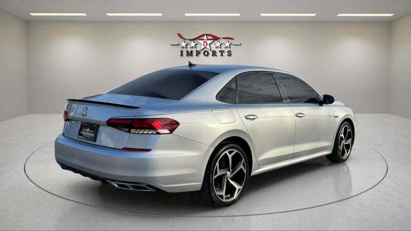 2020 Volkswagen Passat R-Line