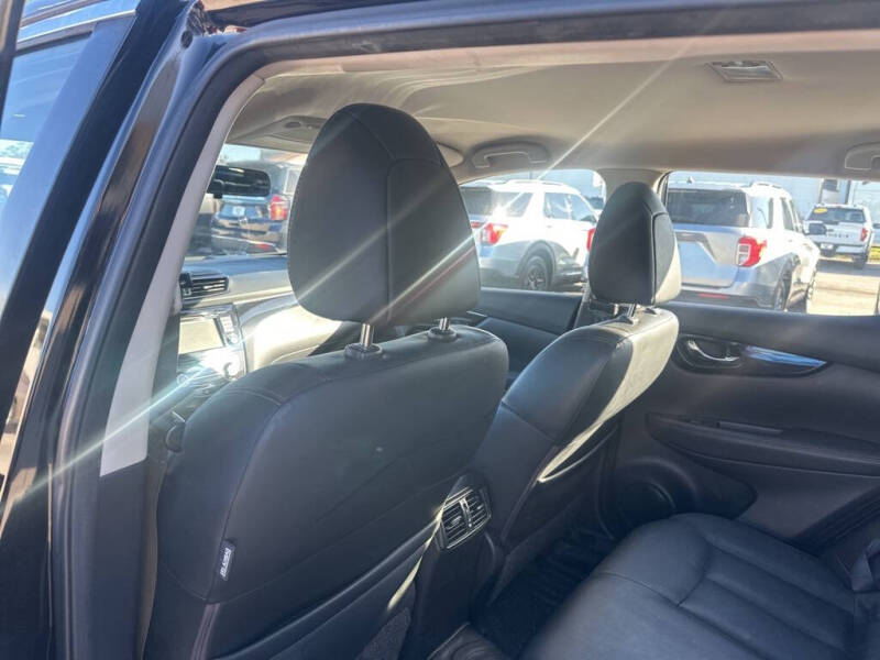 2017 Nissan Rogue Sport SL