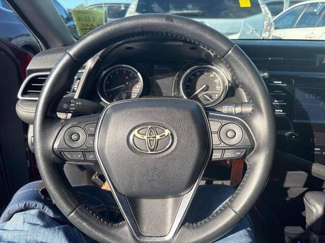 2018 Toyota Camry SE