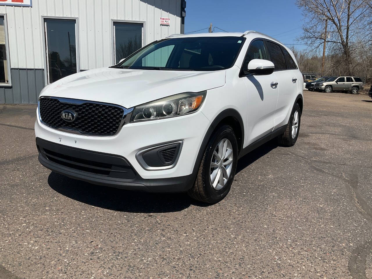 White 2017 Kia Sorento L L 4dr SUV 1