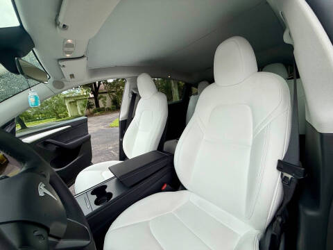 2025 Tesla Model Y Long Range