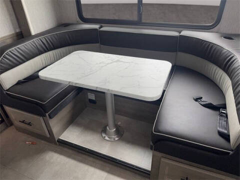 2021 Ford E-Series E-450 SD