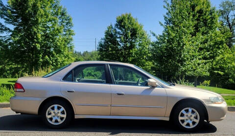 2002 Honda Accord for sale at CLEAR CHOICE AUTOMOTIVE in Milwaukie OR