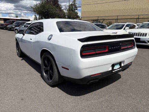 2018 Dodge Challenger SXT