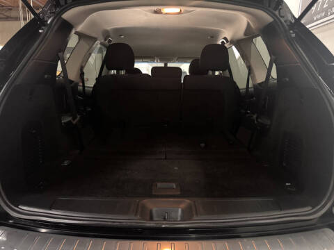 2020 Nissan Pathfinder S