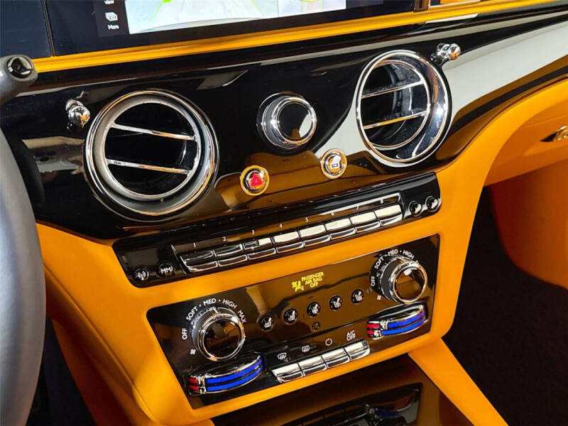 2024 Rolls-Royce Spectre