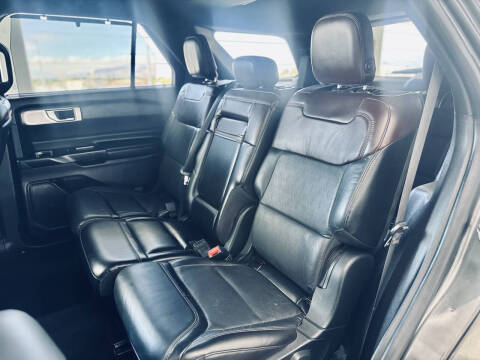 2020 Ford Explorer Platinum