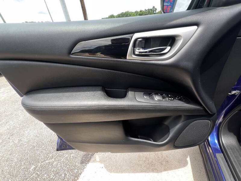 2018 Nissan Pathfinder S