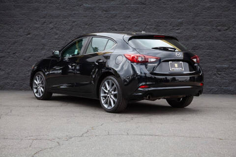 2018 Mazda MAZDA3 Touring