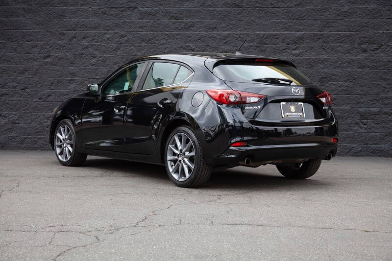 2018 Mazda MAZDA3 Touring