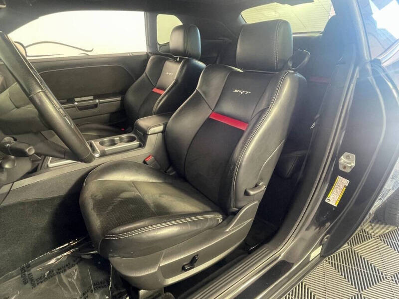 2009 Dodge Challenger SRT8