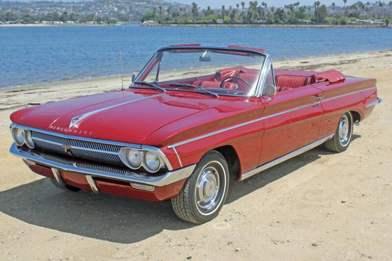 1962 Oldsmobile F-85