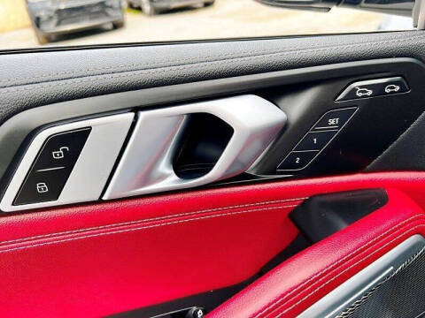 2022 BMW X6 xDrive40i