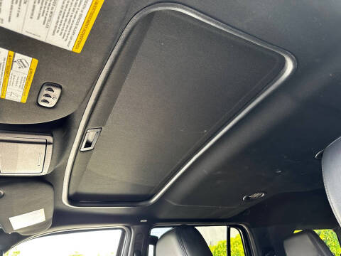 2016 Lincoln Navigator Select