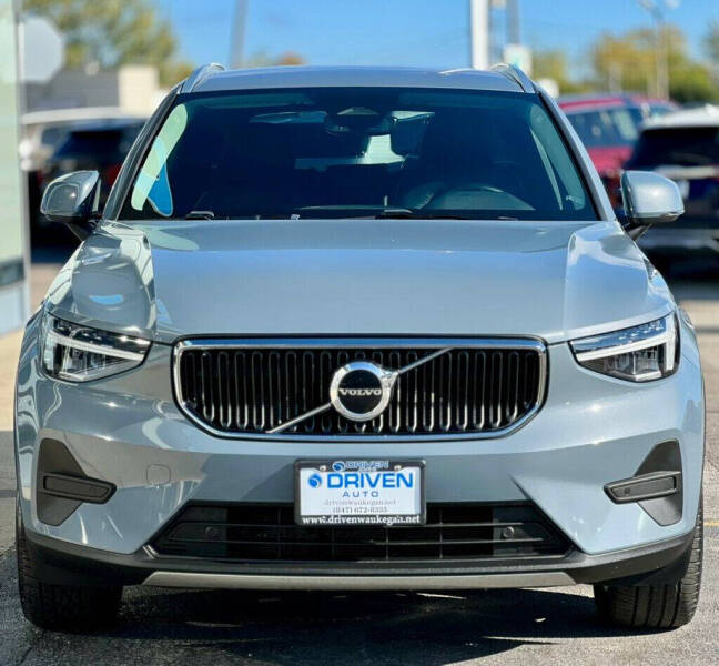 2023 Volvo XC40 B5 Core
