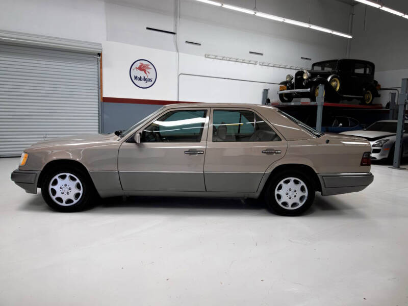 1994 Mercedes-Benz E-Class E 320