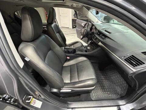 2012 Lexus CT 200h Premium