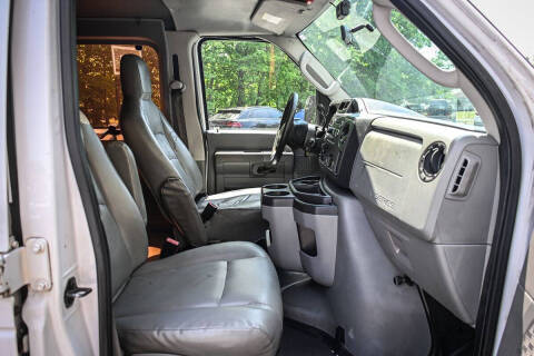2010 Ford E-Series E-250