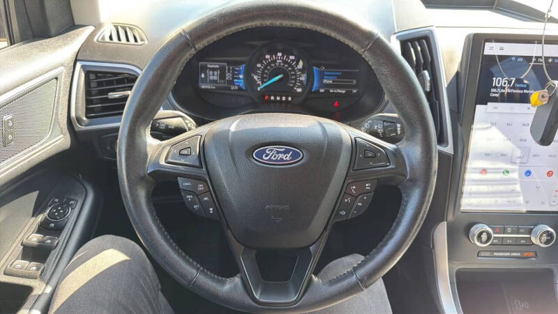 2022 Ford Edge