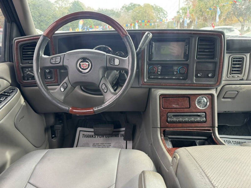 2005 Cadillac Escalade