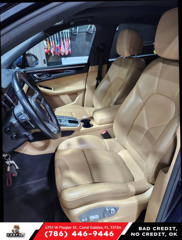 2017 Porsche Macan
