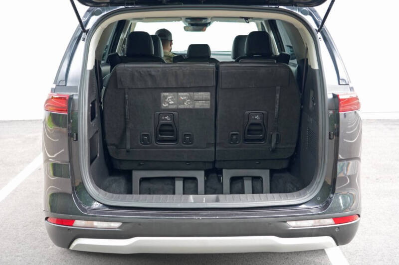 2023 Kia Carnival