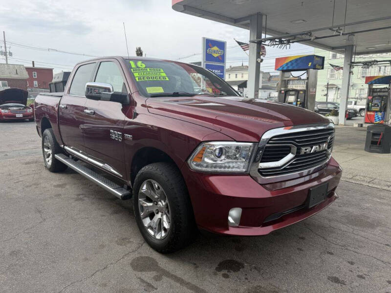 2016 RAM Ram 1500 Pickup Laramie Limited's photo