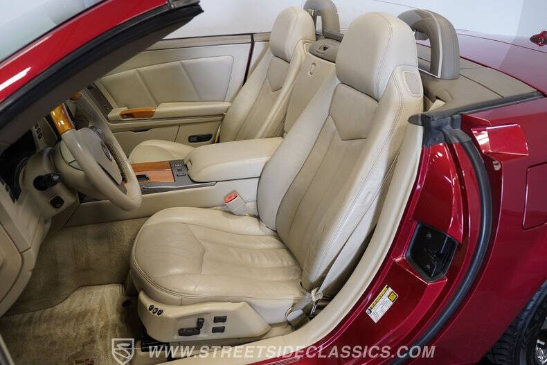 2005 Cadillac XLR