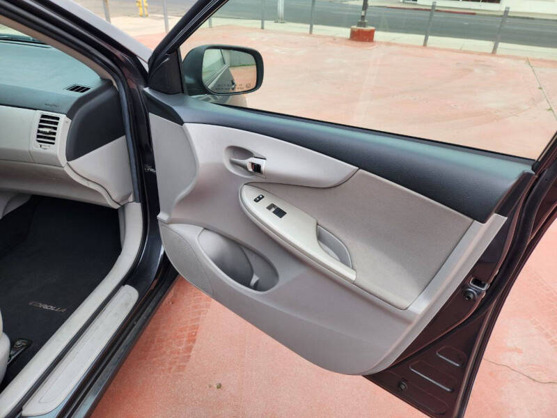 2013 Toyota Corolla LE