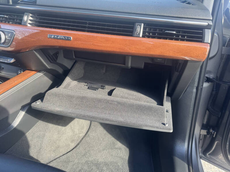 2021 Audi A4 quattro Premium Plus 40 TFSI