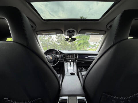 2014 Porsche Panamera