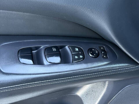 2018 Nissan Pathfinder S