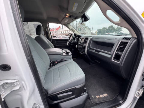 2016 RAM 1500 Express