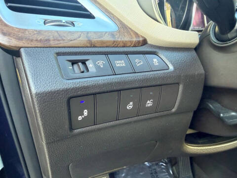 2017 Hyundai Santa Fe Limited Ultimate